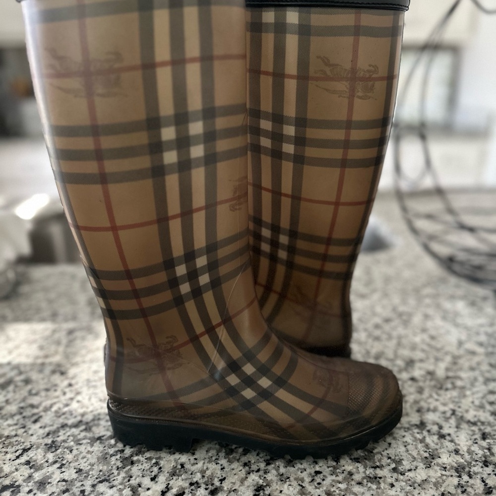 Burberry Boots